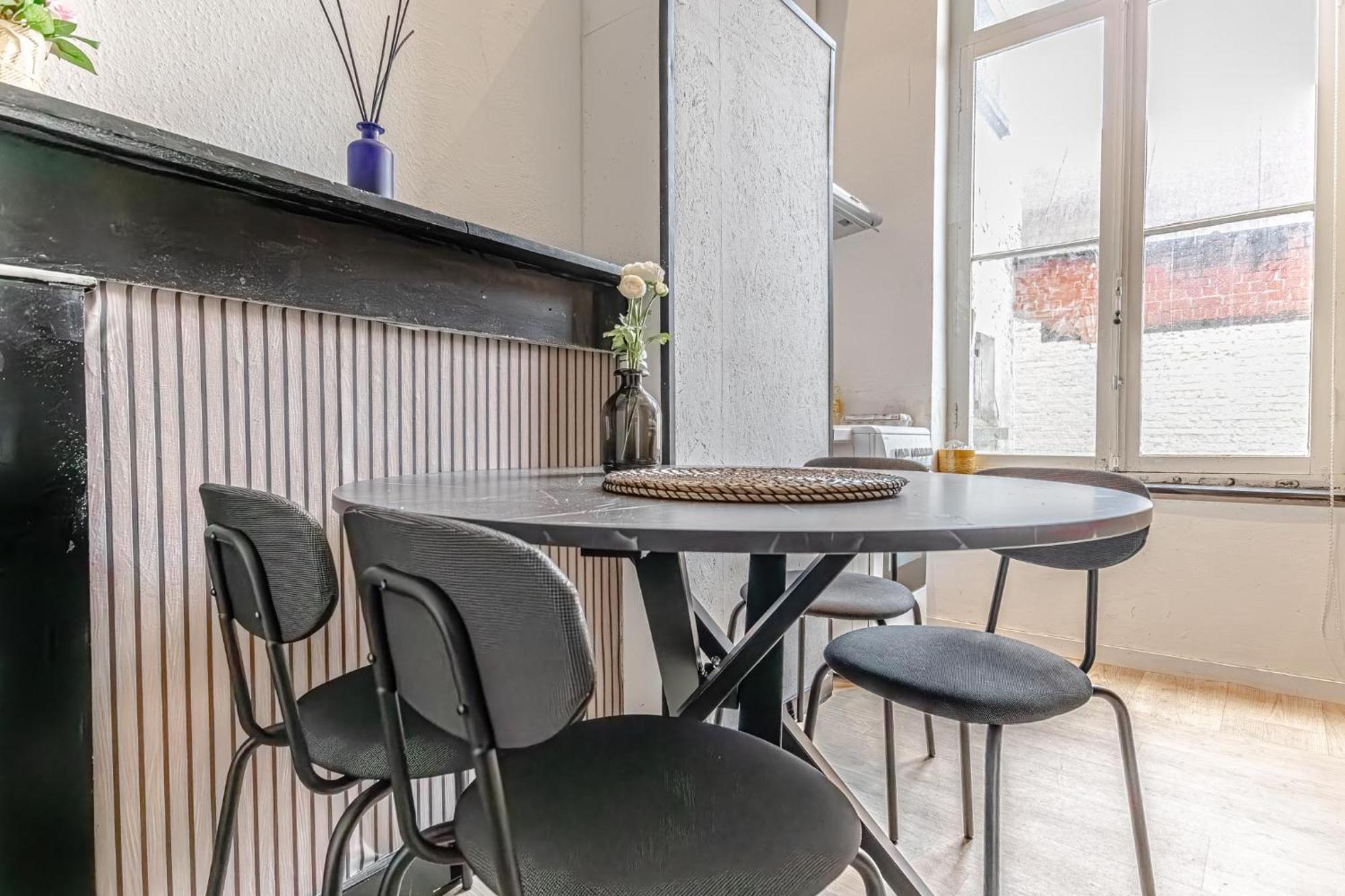 Spacious Shared 5Br Apt In The Heart Of Gent Екстер'єр фото